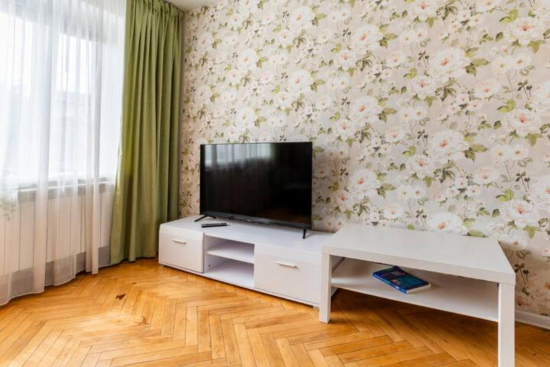 Затишна 2К Квартира З Усім Необхідним Для Життя Поряд З Метро Дарниця Kiev Exterior foto